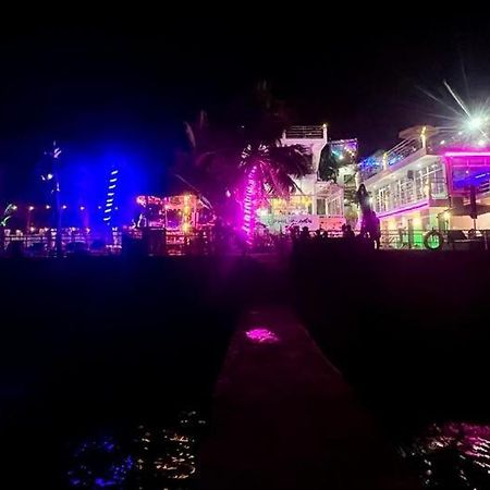 The Philip Ann Resort Мабини Екстериор снимка