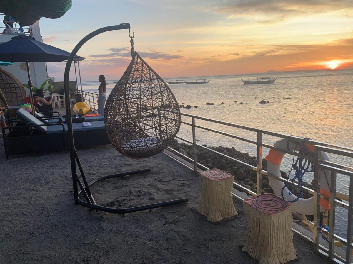 The Philip Ann Resort Мабини Екстериор снимка