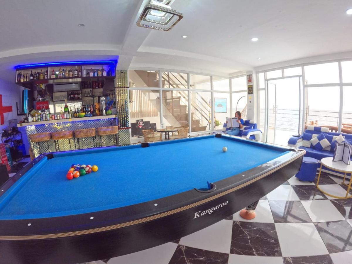 The Philip Ann Resort Мабини Екстериор снимка