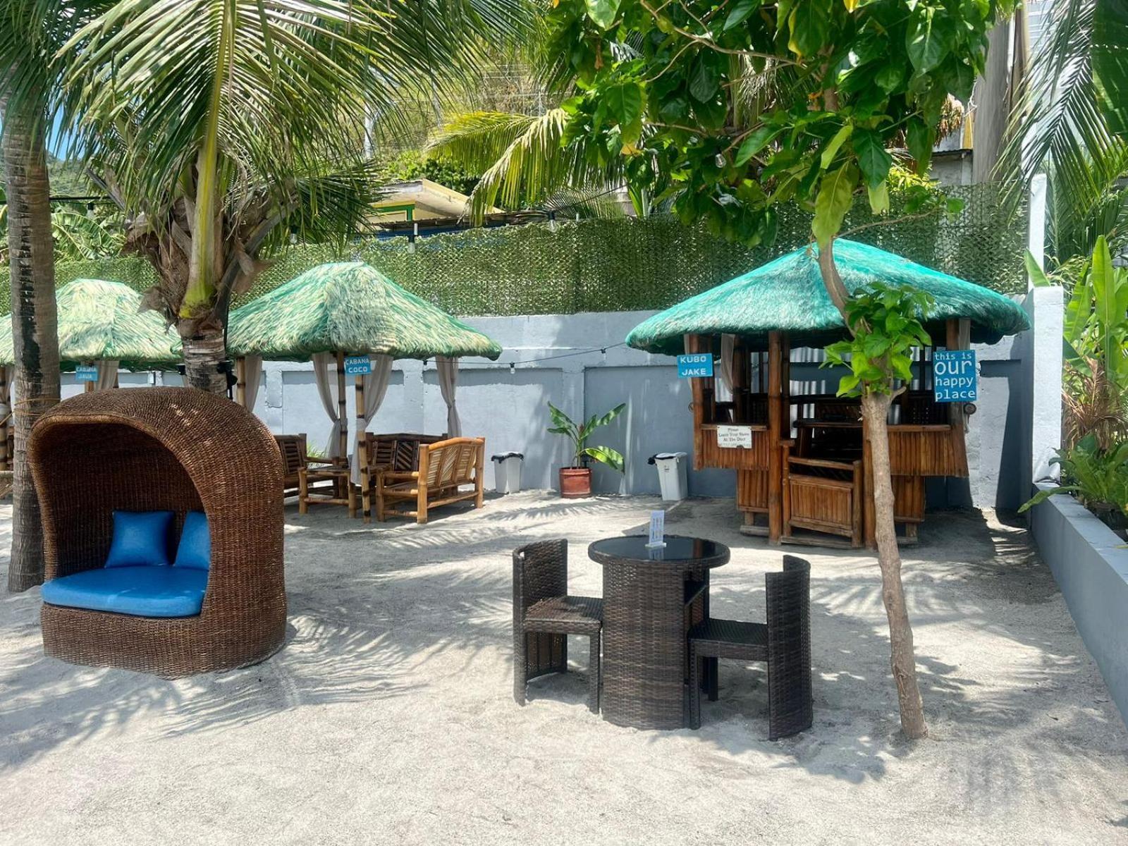 The Philip Ann Resort Мабини Екстериор снимка
