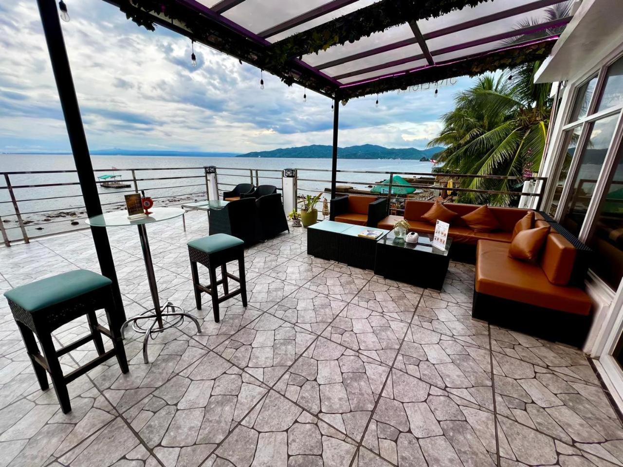 The Philip Ann Resort Мабини Екстериор снимка